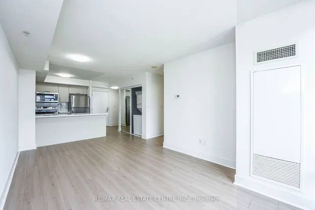 Additional image 14 of 5740 Yonge St Unit 1505