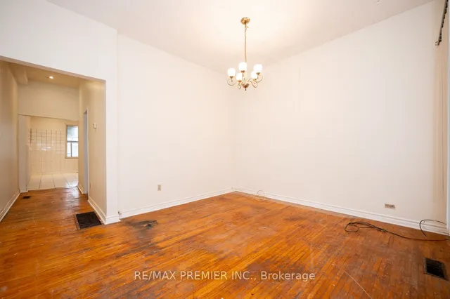 Additional image 12 of 20 Howick Ave