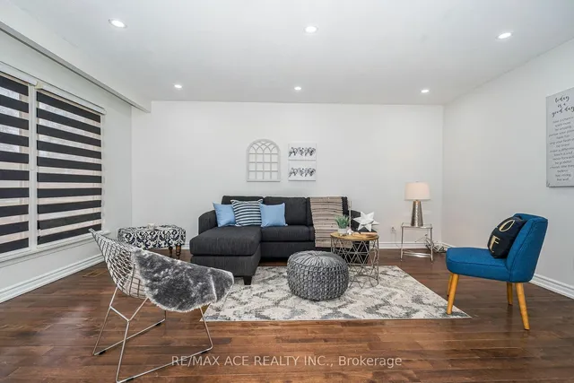 Additional image 3 of 15 Strathavon Dr