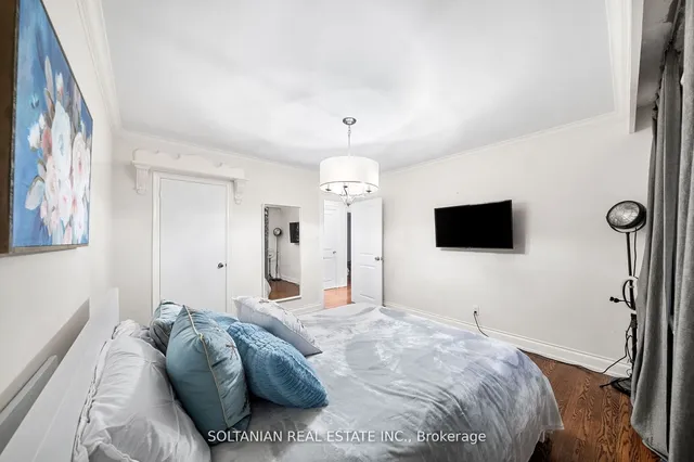 Additional image 18 of 38 Citation Dr