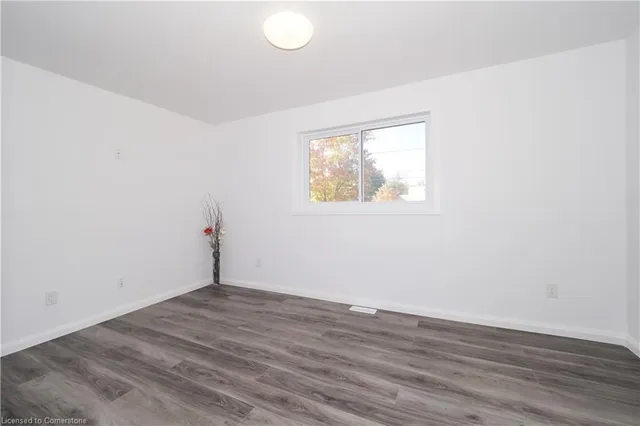 Additional image 23 of 50 Westmount Rd Unit 25