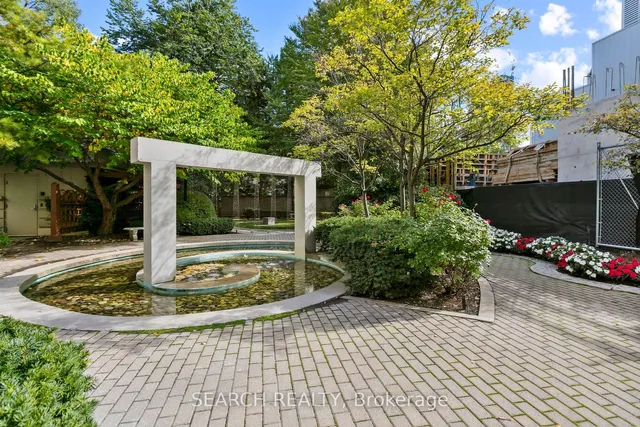 Additional image 37 of 99 Avenue Rd Unit 1006