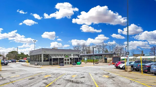 Additional image 39 of 38 Winter Gardens Tr