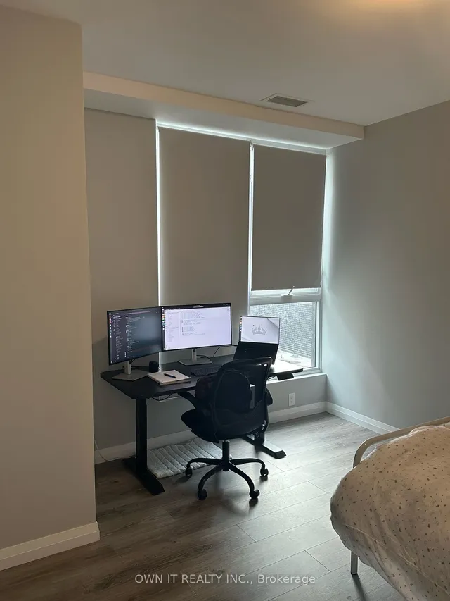 Additional image 12 of 104 Garment St