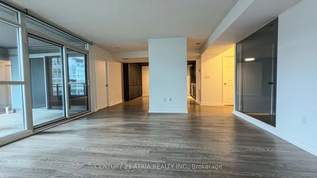 Additional image 16 of 10 Capreol Crt Unit 922