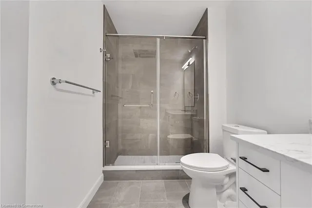 Additional image 16 of 741 King St Unit 201