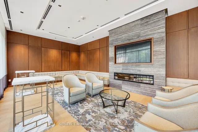 Additional image 33 of 285 Avenue Rd Unit 501