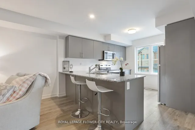 Additional image 15 of 205 West Oak Tr Unit 16