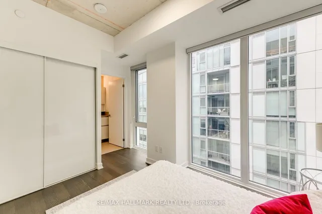 Additional image 26 of 45 Baseball Pl Unit 1102