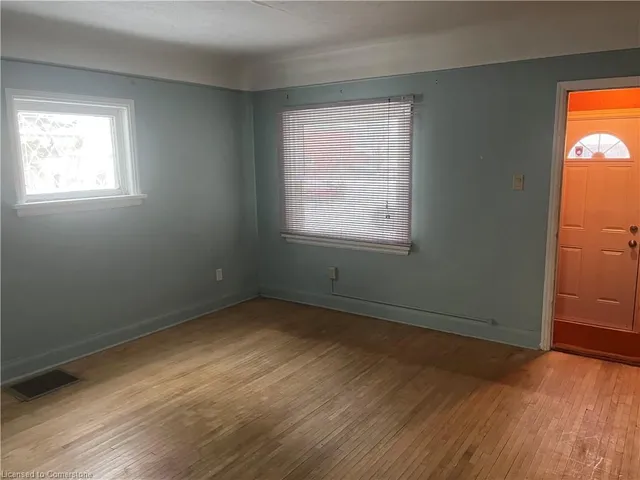 Additional image 7 of 82 Brunswick Ave