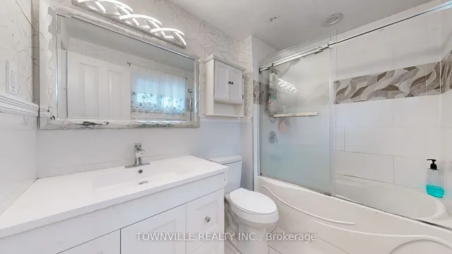 Additional image 23 of 24 Avening Dr