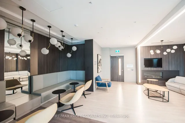 Additional image 7 of 30 Samuel Wood Way Unit 1301