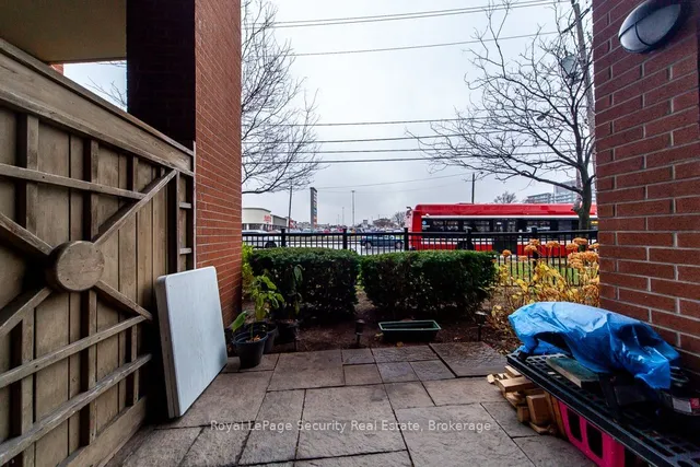 Additional image 9 of 2772 Keele St Unit 105