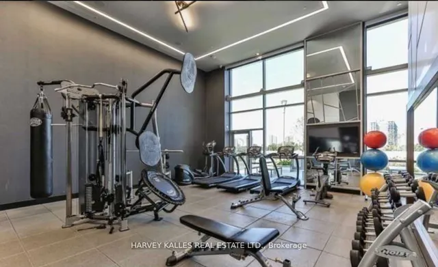 Additional image 11 of 255 VILLAGE GREEN Sq Unit 1208