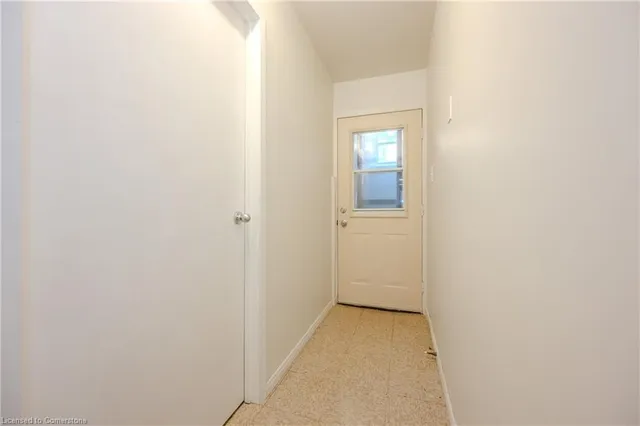 Additional image 28 of 58 Fifth Ave