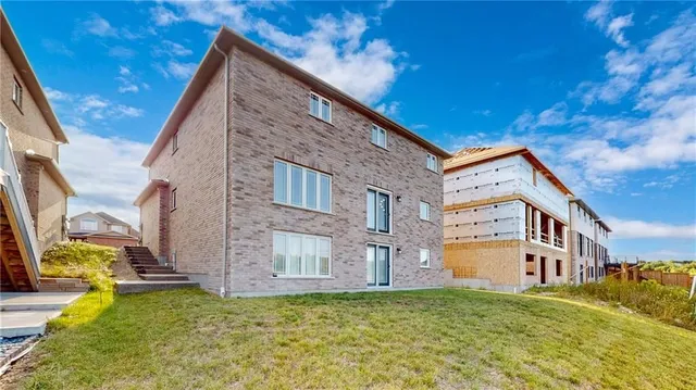 Additional image 36 of 341 RIVERTRAIL Ave