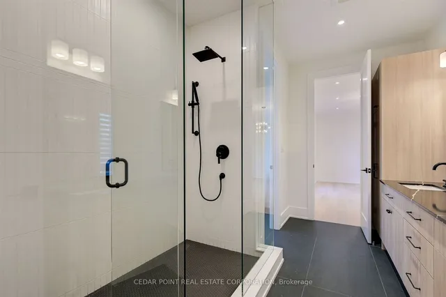 Additional image 27 of 15 Drury Lane