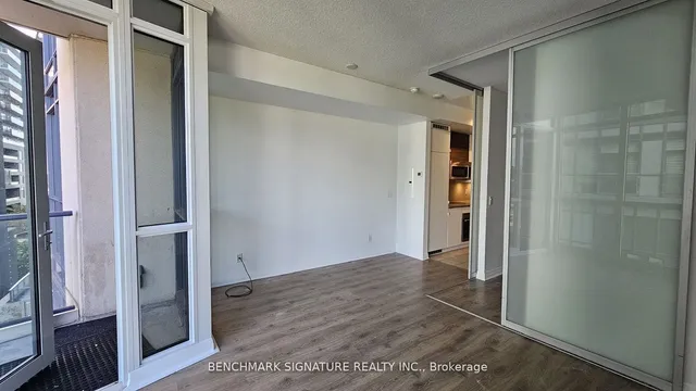 Additional image 18 of 60 Annie Craig Dr Unit 407