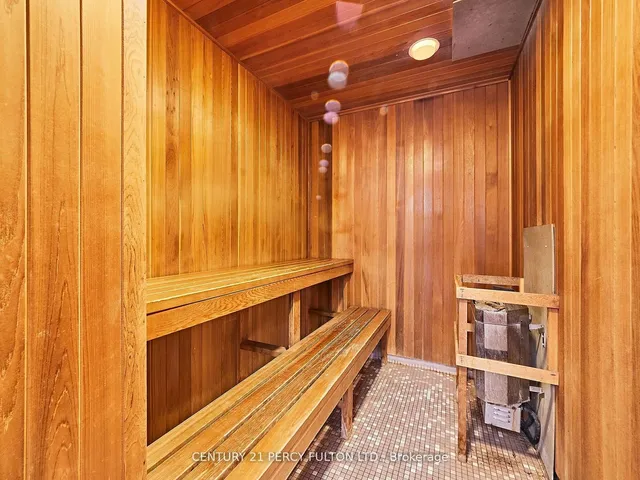 Additional image 27 of 18 kenaston Gdns Unit 906