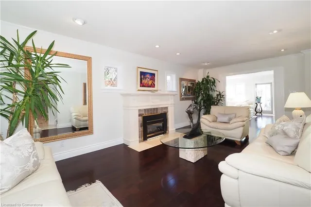 Additional image 6 of 718 Rockway Dr