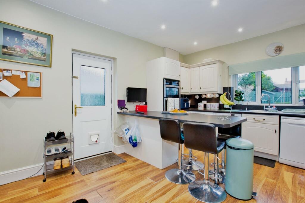 Additional image 8 of Danielsfield Road, YEOVIL