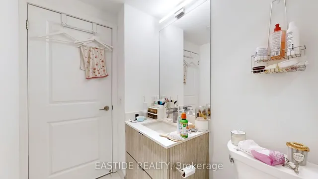 Additional image 19 of 395 Bloor St Unit 4206