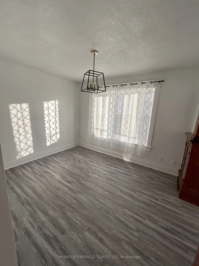 Additional image 12 of 11 Shanley St