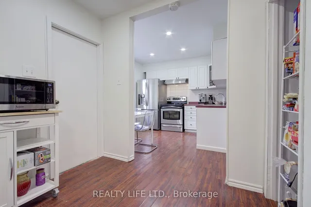 Additional image 14 of 293 Melrose St