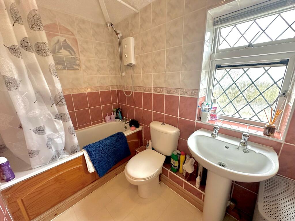 Additional image 8 of Chelston Avenue, Yeovil, Somerset