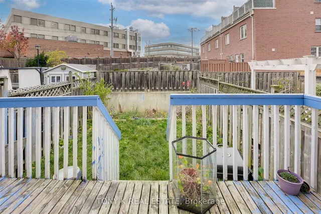 Additional image 11 of 740 Kennedy Rd Unit 3