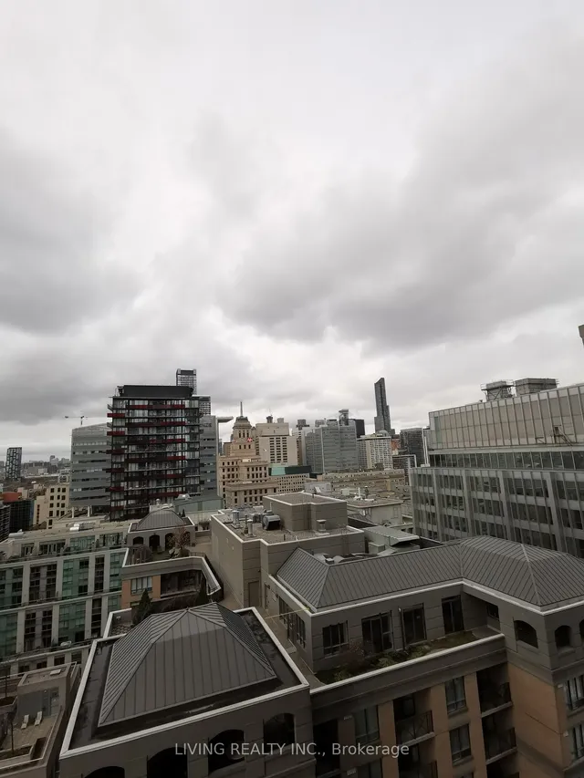 Additional image 2 of 126 Simcoe St Unit 2004