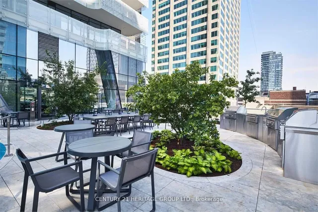 Additional image 35 of 1 Bloor St Unit 6409