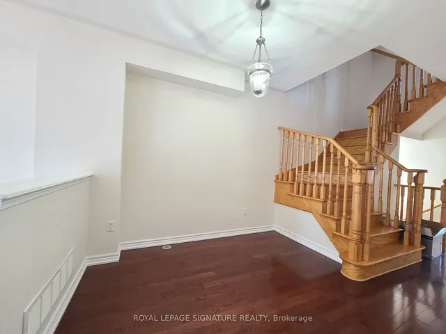 Additional image 11 of 54 Wyper Sq