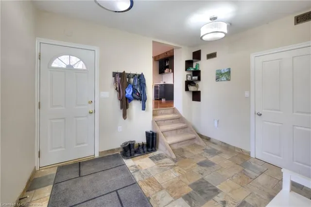 Additional image 23 of 134 Brubacher St