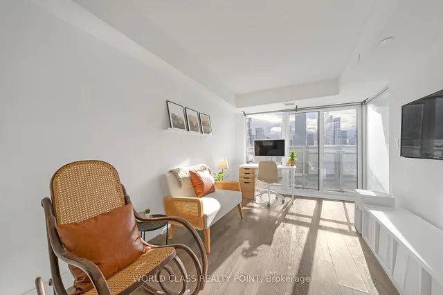 Additional image 6 of 89 McGill St Unit 1010