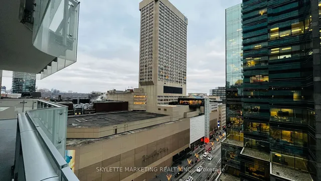 Additional image 14 of 1 Bloor St Unit 1002