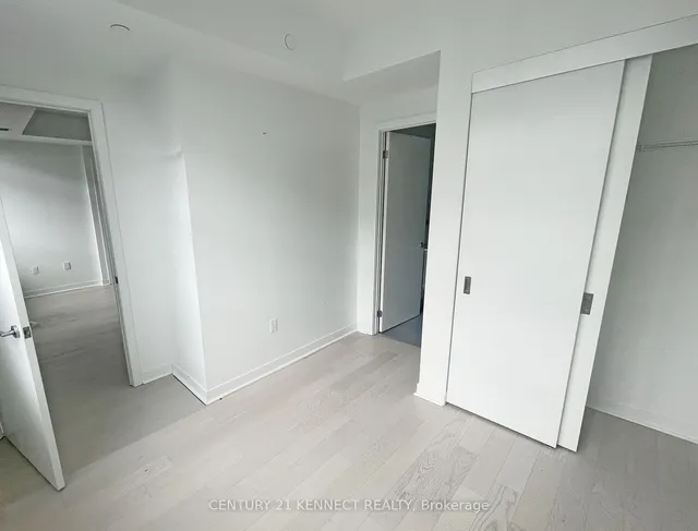 Additional image 7 of 501 Adelaide St Unit 1209