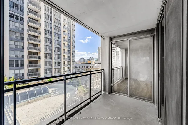 Additional image 33 of 18 Hollywood Ave Unit 401