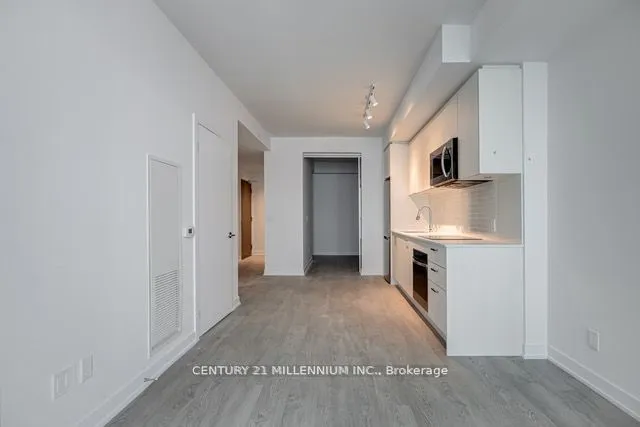 Additional image 10 of 1926 Lakeshore Blvd Unit 3009