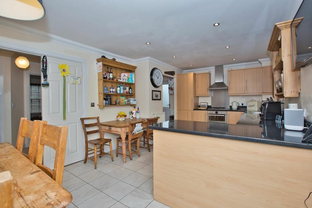 Additional image 7 of Nalder Close, Shepton Mallet, BA4