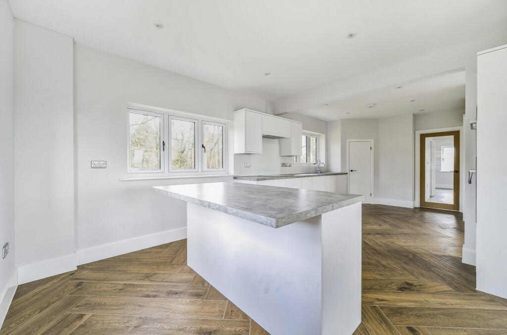 Additional image 7 of Plackett Lane, West Coker Road, Yeovil, Somerset, BA20