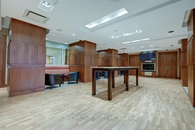 Additional image 30 of 10 Northtown Way Unit 410