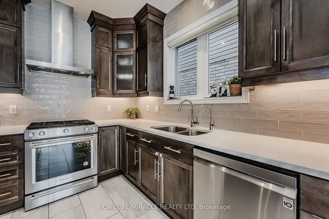 Additional image 11 of 481 Rivertrail Ave