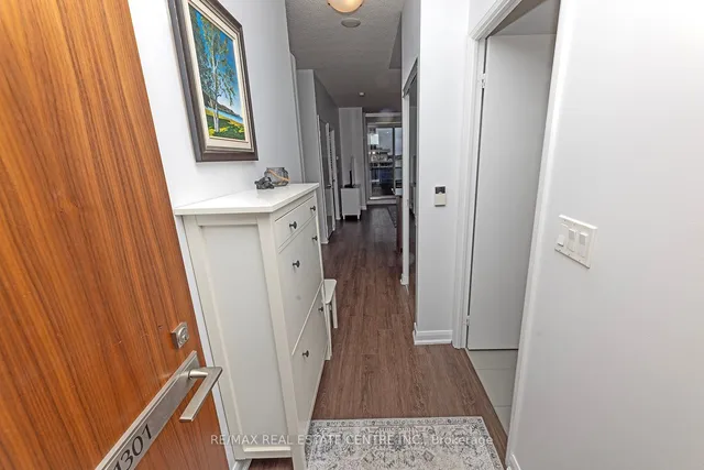 Additional image 32 of 500 Sherbourne St Unit 1301