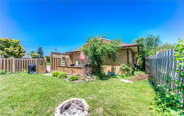 Additional image 33 of 27 Weichel St