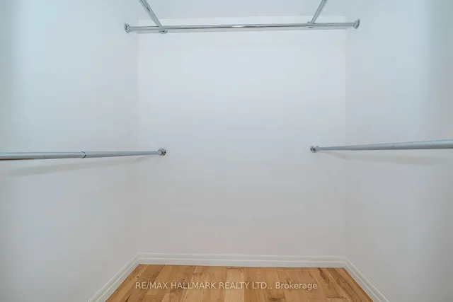 Additional image 35 of 362 The East Mall Unit 112