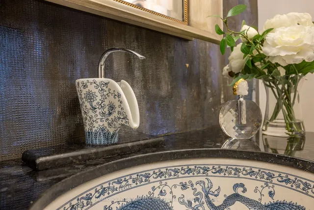 Additional image 17 of 24 York Valley Cres