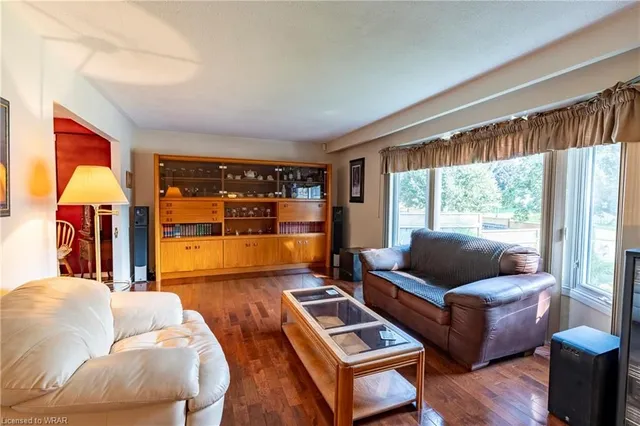 Additional image 5 of 7 Meadowbrook Dr