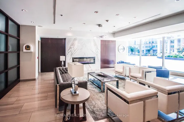 Additional image 23 of 38 Lee Centre Dr Unit Ph106