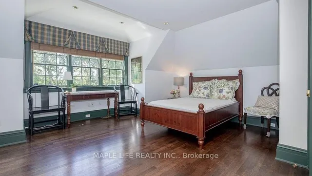 Additional image 27 of 11 Dewbourne Ave